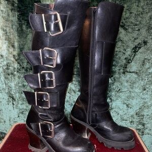 RARE Destroy Platform Boots